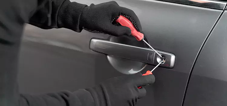 Locked Out of Car Help Sturgeon Falls